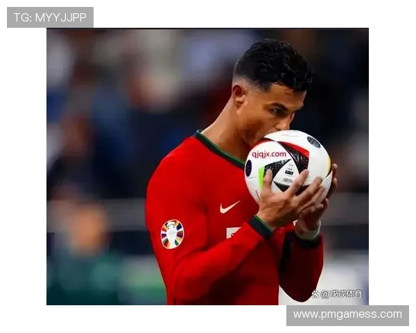 破纪录与C罗激情相遇点燃整场比赛书写非凡荣耀与传奇瞬间时